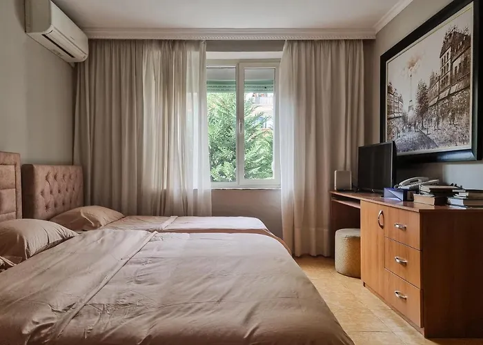 Tirana Center Cozy Apartment