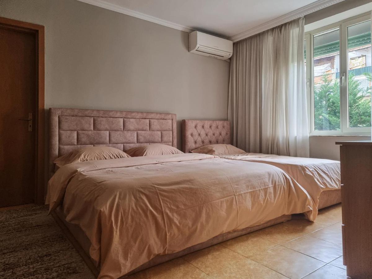 Apartment Center Cozy Tirana
